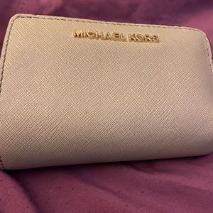 Tan MK wallet